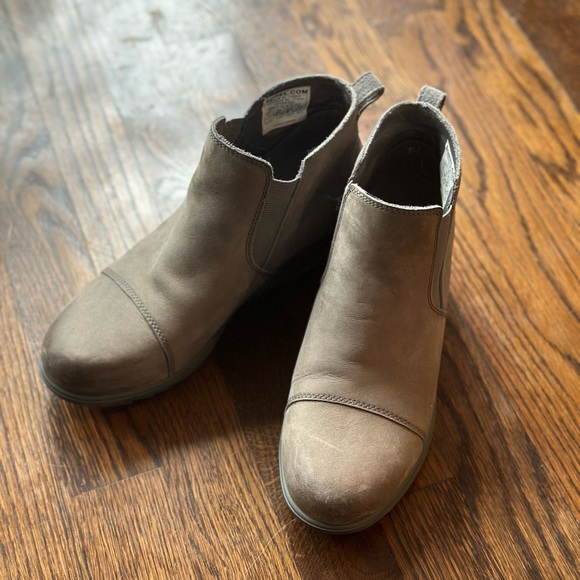 Sorel Evie II Chelsea boot - Picture 4 of 5